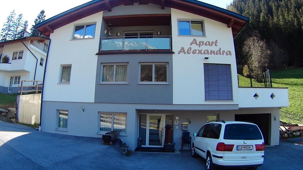 Apart Alexandra Ischgl Exterior photo